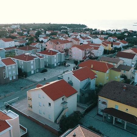Summer Fun Apartments Novalja Exterior foto
